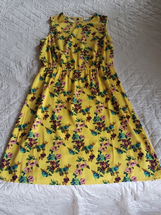 a new day Dresses & Skirts - A New Day Floral Dress